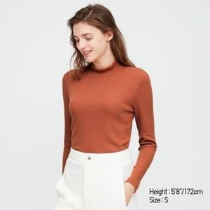 Ribbed Mock Neck Top